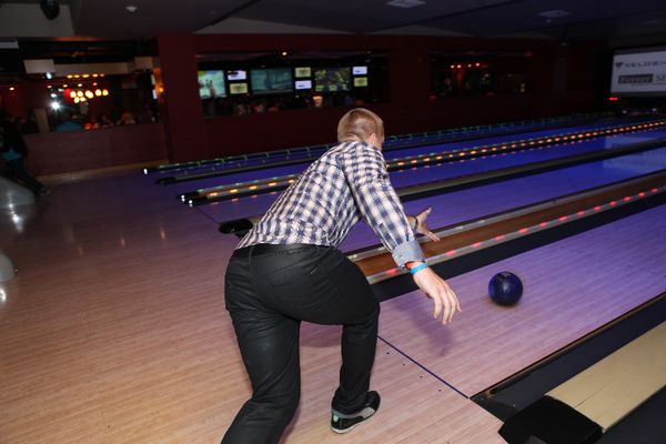 Jon Jay Celebrity Bowling Challenge 11